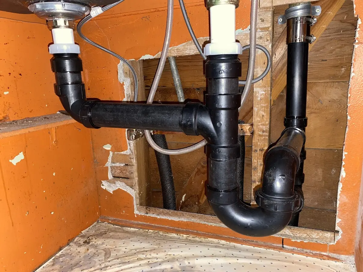 Professional Pipe Bursting equipment and tools on the job in Gilmer